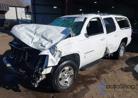 2013 Chevrolet Suburban 1500 Ls из США, поврежденный, VIN 1GNSCHE06DR365119